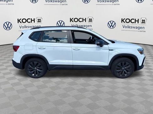 Used 2022 Volkswagen Taos S AWD/4WD image 9