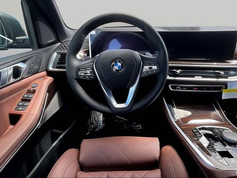 New 2026 BMW X5 xDrive40i AWD/4WD image 8