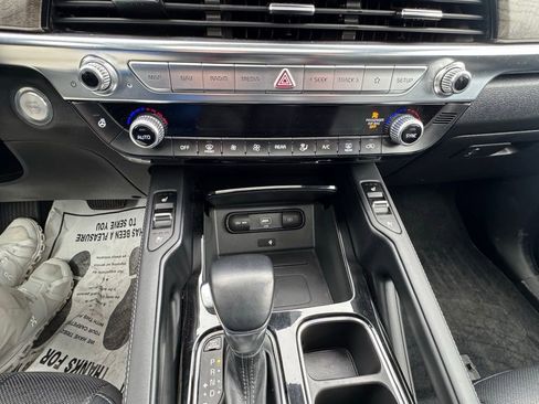 Used 2021 Kia Telluride EX image 17