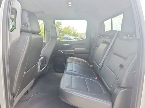 Used 2021 GMC Sierra 1500 SLT w/ SLT Premium Plus Package AWD/4WD image 8