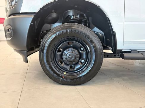 New 2026 RAM 2500 Tradesman AWD/4WD image 11