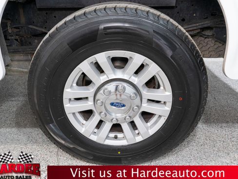 Used 2016 Ford F250 XL w/ Power Equipment Group RWD image 10