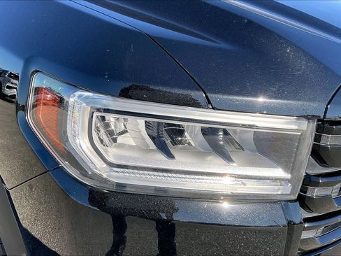 Certified 2023 GMC Acadia SLT w/ Elevation Edition image 25