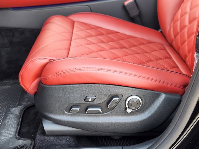 Used 2026 Genesis GV70 3.5T Sport Prestige AWD/4WD image 19