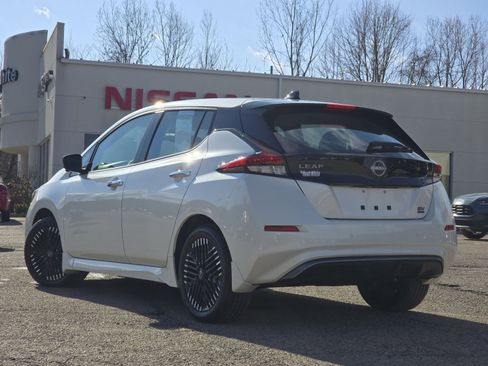 Used 2024 Nissan Leaf SV Plus image 14