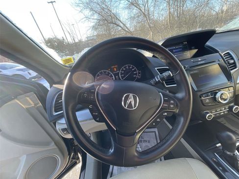 Used 2018 Acura RDX AWD w/ Technology Package image 15