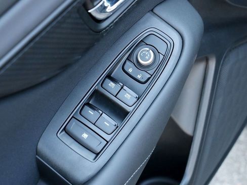 Used 2025 Subaru Outback Premium image 16