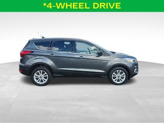 Used 2019 Ford Escape SE video 3