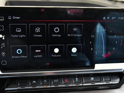 Used 2024 GMC Sierra 1500 SLT image 23