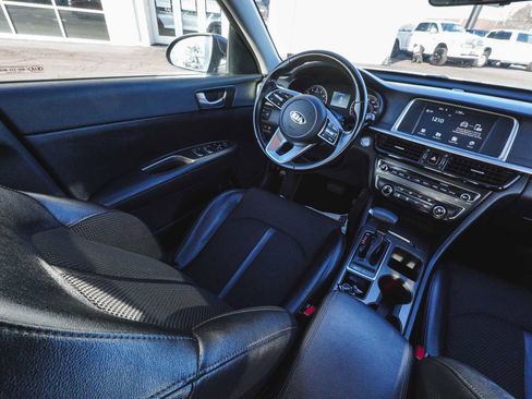Used 2020 Kia Optima S image 35