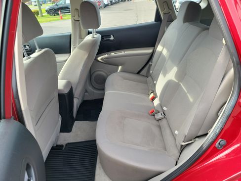 Used 2015 Nissan Rogue S w/ Convenience Package FWD image 15
