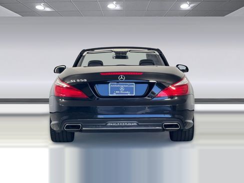 Used 2013 Mercedes-Benz SL 550 w/ Premium Pkg image 9