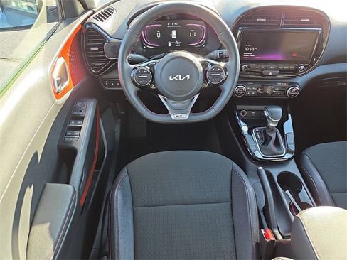 Used 2023 Kia Soul GT-Line image 12