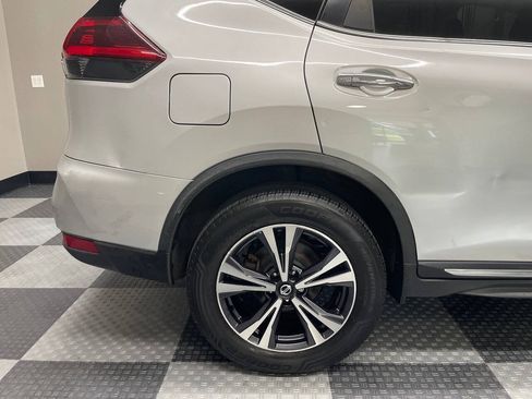 Used 2018 Nissan Rogue SL AWD/4WD image 6