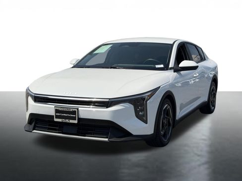 Certified 2025 Kia K4 EX FWD image 4