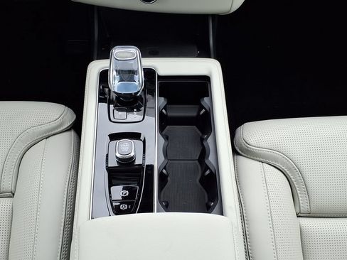 New 2026 Volvo XC90 B6 Ultra w/ Protection Package AWD/4WD image 23
