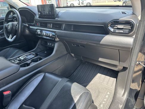 Used 2023 Honda Pilot EX-L image 12