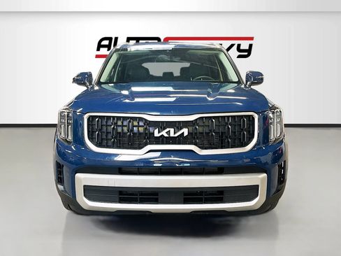 Used 2024 Kia Telluride EX AWD/4WD image 2
