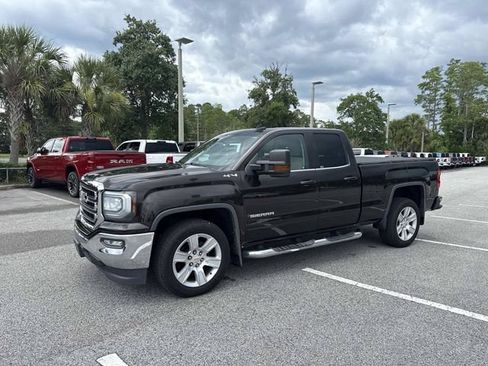 Used 2018 GMC Sierra 1500 SLE w/ SLE Value Package AWD/4WD image 7