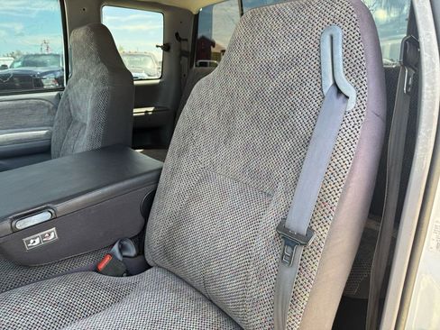 Used 1997 Dodge Ram 3500 Truck 4x4 Club Cab image 28