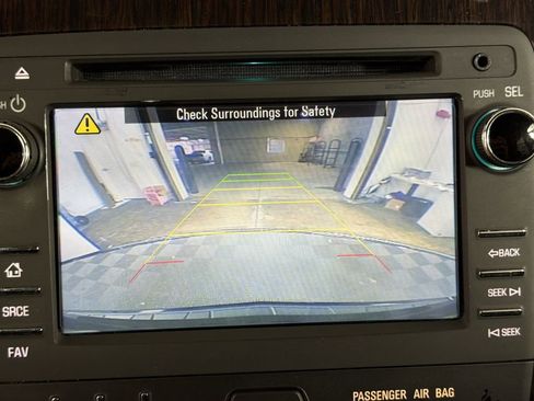 Used 2016 Chevrolet Traverse LT image 29