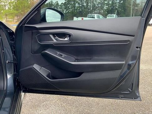 Used 2023 Honda Accord EX image 23