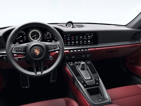 Certified 2024 Porsche 911 Targa 4S AWD/4WD image 4