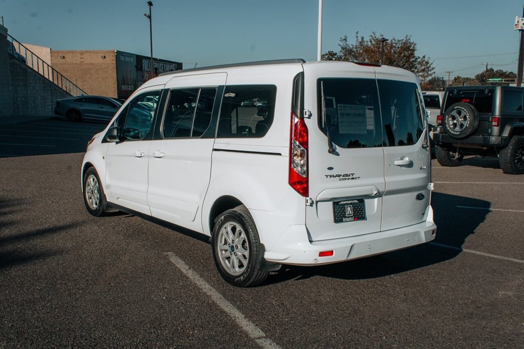 Used 2022 Ford Transit Connect XLT FWD image 5