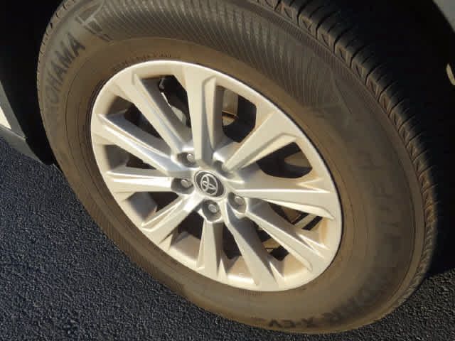 Used 2024 Toyota Grand Highlander AWD image 14