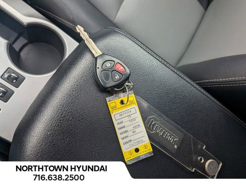 Used 2015 Toyota 4Runner SR5 Premium image 24