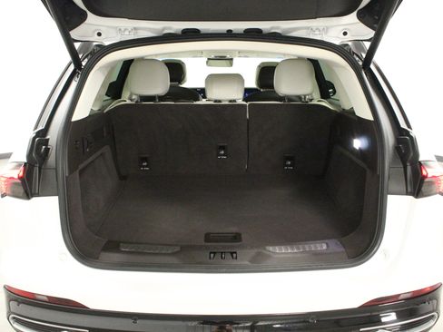 Used 2024 Lincoln Nautilus Black Label AWD/4WD image 13