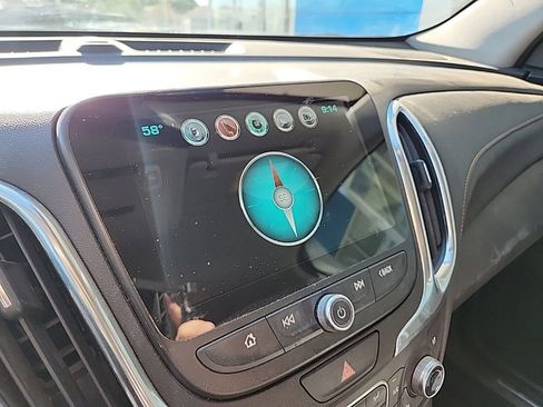 Used 2018 Chevrolet Equinox Premier AWD/4WD image 18