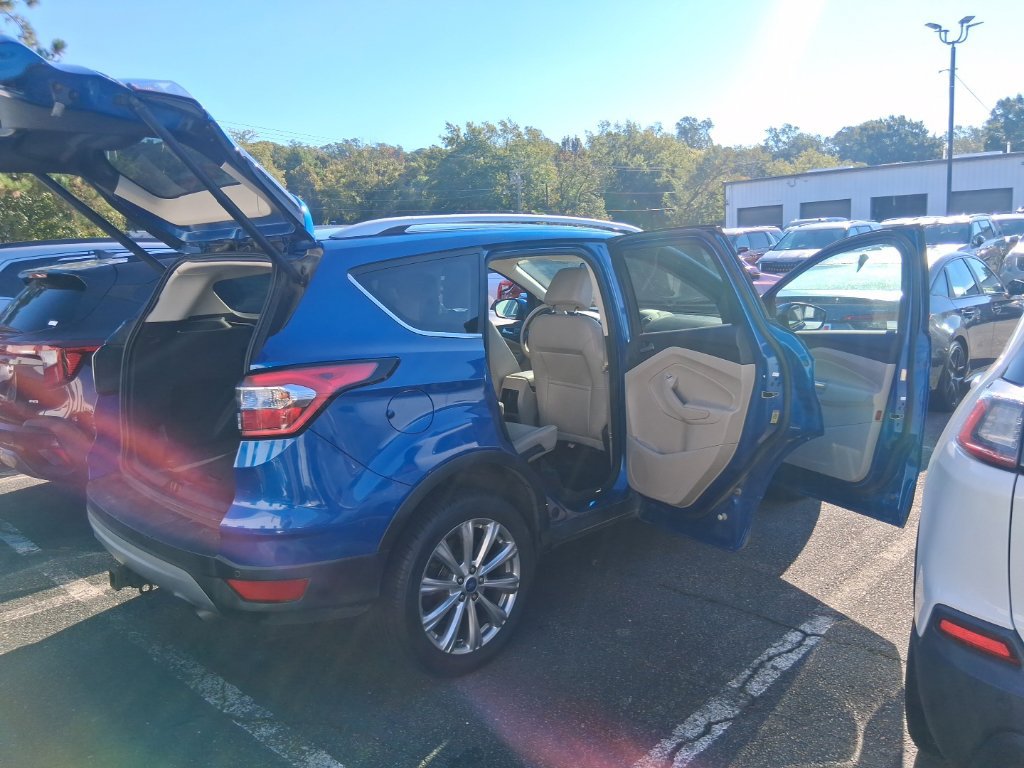 Used 2017 Ford Escape Titanium AWD/4WD image 20
