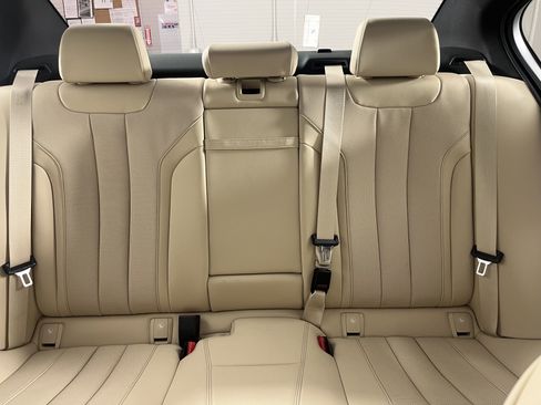 Used 2023 BMW 530i xDrive w/ Convenience Package image 23