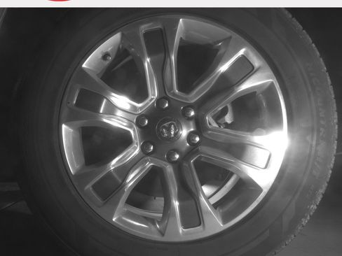Used 2021 RAM 1500 Limited AWD/4WD image 10
