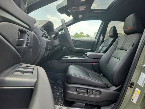 New 2026 Honda Ridgeline TrailSport image 9