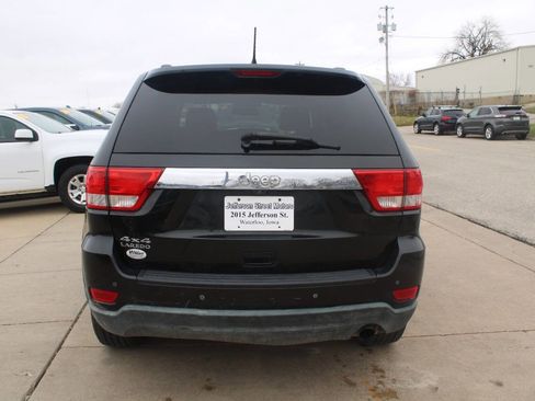 Used 2013 Jeep Grand Cherokee Laredo image 2