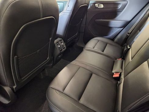 Certified 2026 Volvo XC40 B5 Plus AWD/4WD image 30