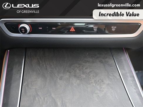 Used 2024 BMW X5 xDrive40i w/ Parking Assistance Package image 18