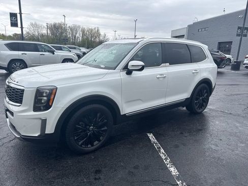 Used 2020 Kia Telluride SX w/ SX Prestige Package AWD/4WD image 2
