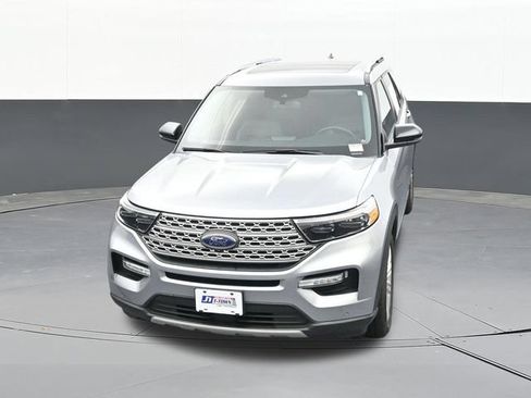 Used 2022 Ford Explorer Limited w/ Equipment Group 301A AWD/4WD image 68