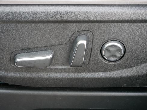 Used 2024 Hyundai Palisade SEL w/ Premium Package image 20