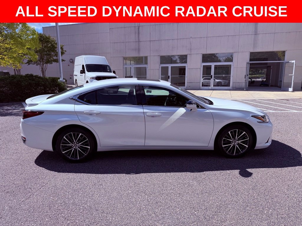 Certified 2023 Lexus ES 300h w/ Premium Package FWD image 8