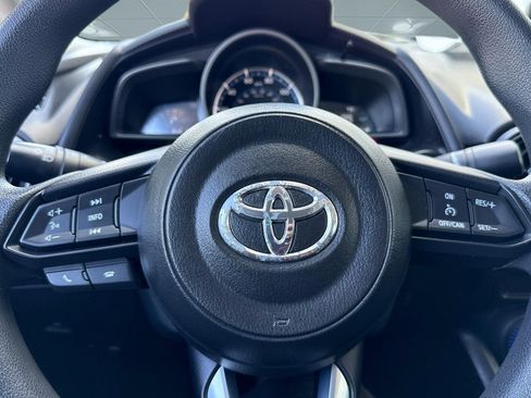 Used 2019 Toyota Yaris LE image 15