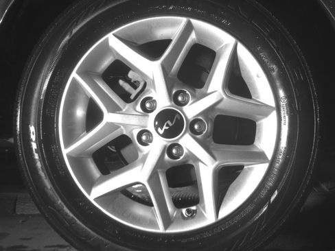 Used 2025 Kia Soul LX w/ LX Technology Package FWD image 15