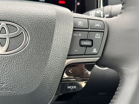 New 2025 Toyota Camry LE w/ Convenience Package FWD image 27