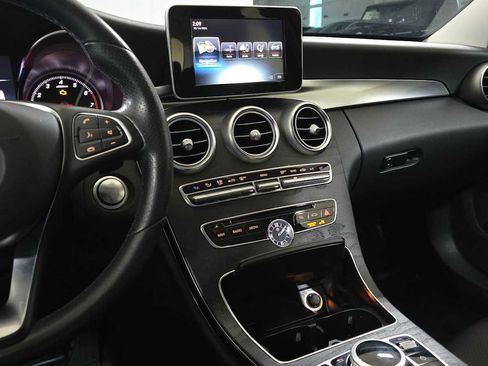 Used 2017 Mercedes-Benz C 300 Sedan image 33