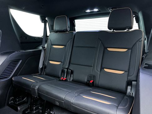 Used 2021 GMC Yukon AT4 w/ AT4 Premium Plus Package image 42