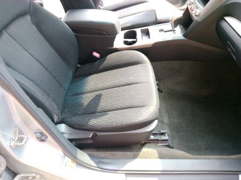 Used 2012 Subaru Outback 2.5i AWD/4WD image 24
