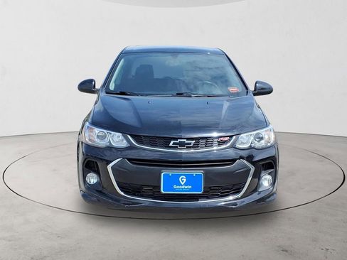 Used 2019 Chevrolet Sonic LT w/ Convenience Package FWD image 2